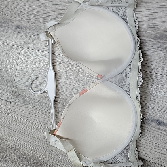 JESSICA SIMPSON BRA. - Picture 5 of 6